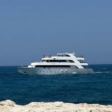 Σπίτι διακοπών 2 Bed House - Sleeps 4 - Pool - Garden - Parking Πόλη